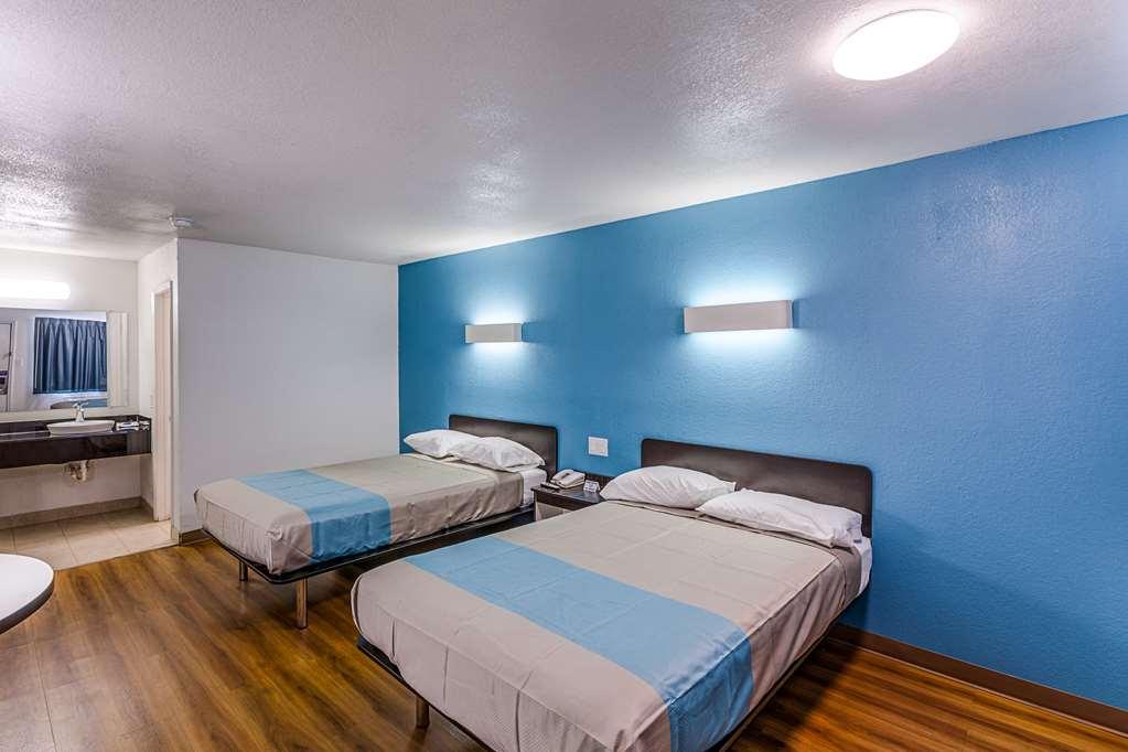 Motel 6 Fort Worth - Northside Стая снимка