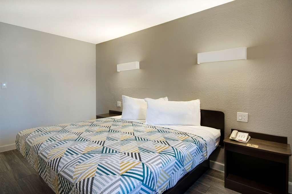 Motel 6 Fort Worth - Northside Стая снимка