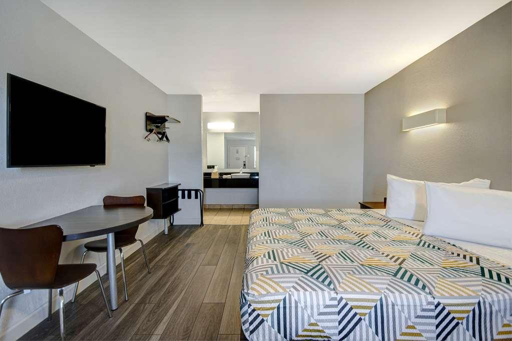 Motel 6 Fort Worth - Northside Стая снимка