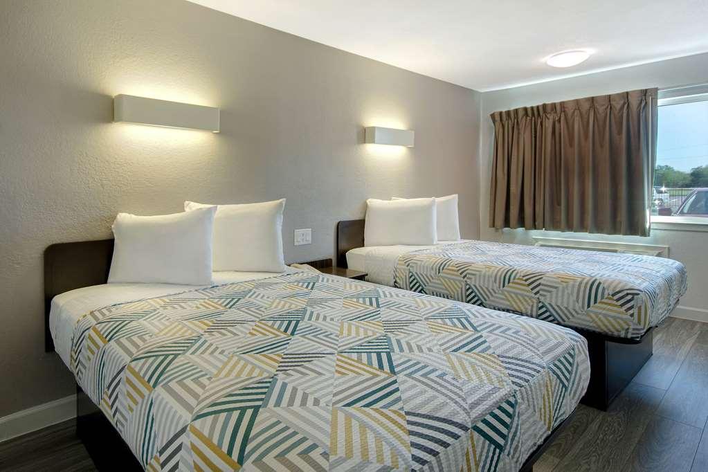 Motel 6 Fort Worth - Northside Стая снимка